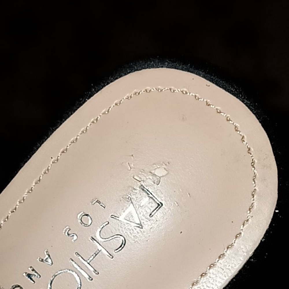 Shoes - Picture 2 of 2
